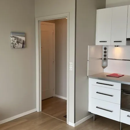 Apartamento Studio En Centre-ville De Avec Balcon Et Parking - Fr-1-487-345 Cabourg